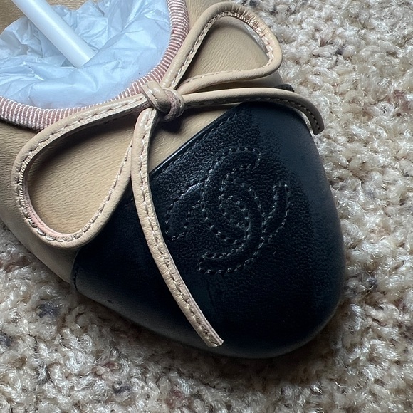 Tan & Black Cap Toe Ballet Flats | EU 38 / US 7.5 - Picture 2 of 6